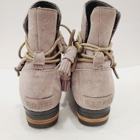 Sorel Farah Gray Suede Ankle Boots - Picture 4 of 8